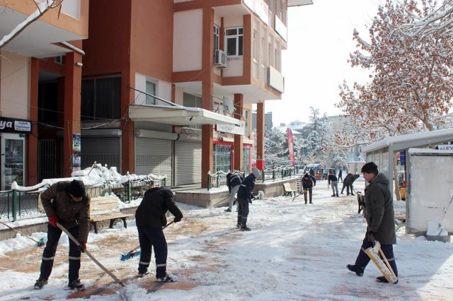 Emirdağ Belediye ekipleri tarafından