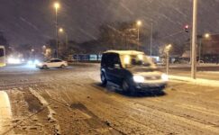 Konya bağlantılı yollarda ulaşıma kar engeli