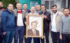 Bu köyün tamamı oyunu Erdoğan’a verdi