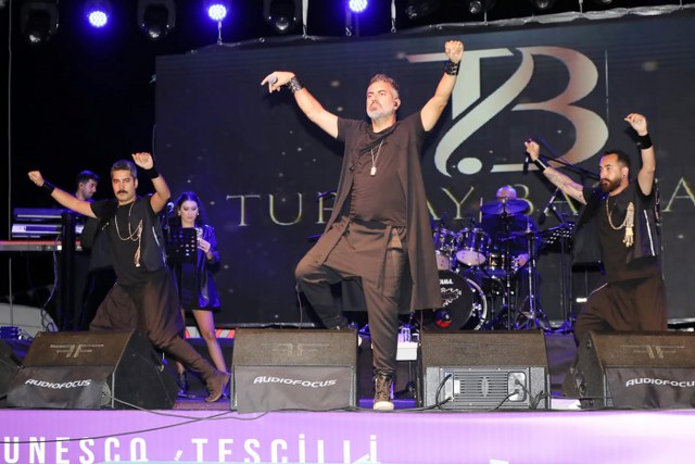 Türk Halk Müziği’nin sevilen seslerinden Turgay Başyayla, 5. Uluslararası GastroAfyon
