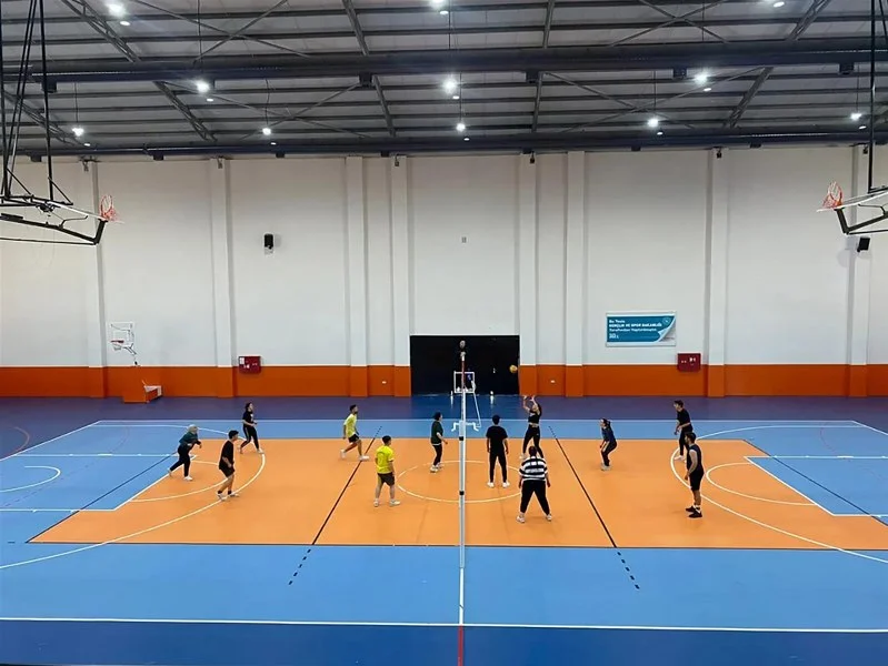 SUBYO Voleybol Turnuvası başladı Sandıklı Gençlik ve Spor İlçe Müdürlüğü ile Sandıklı Uygulamalı Bilimler