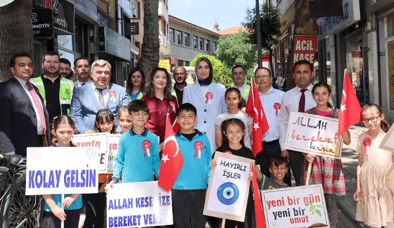 Afyon'da hayata geçirilen 'Dünyaya