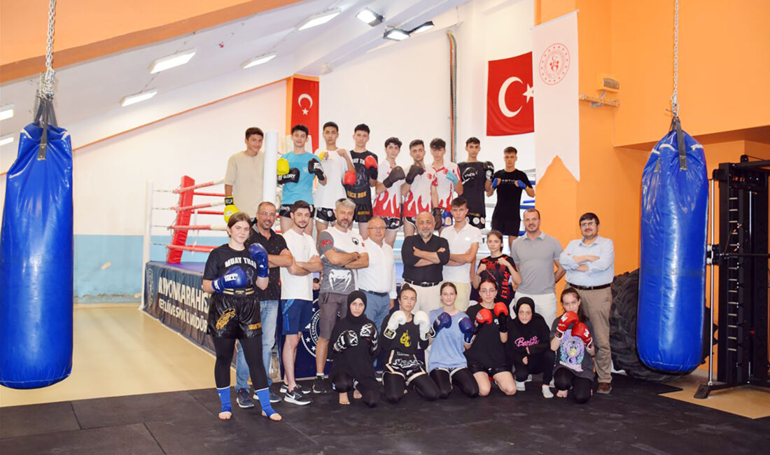 Afyonkarahisar'ın muaythai branşında hem