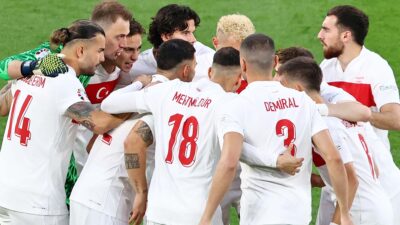 A Milli Takımımız, bugün çeyrek final müsabakasında Hollanda ile karşı