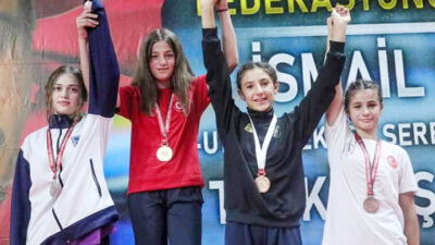 Ankara’da düzenlenen U-13 Türkiye Güreş Şampiyonası’nda, Afyonkarahisar’ı temsil eden Taşoluk