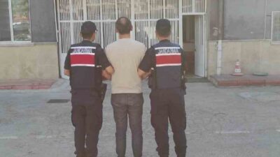 AFYONKARAHİSAR’DA ÇEŞİTLİ SUÇLARDAN 3 YIL HAPİS CEZASIYLA ARANAN ŞAHIS KARDEŞİNE