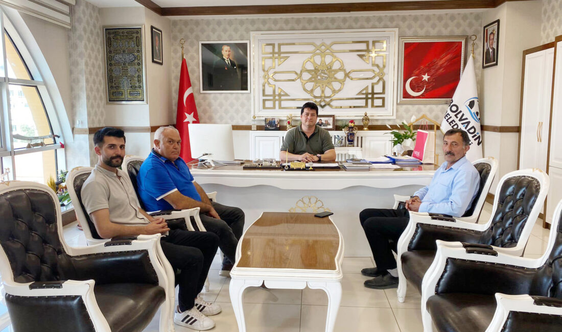 Özburun Belediye Başkanı Özdemir Başkan Derviş Aynacı’yı ziyaret etti