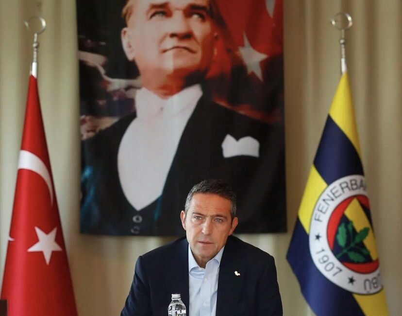 Twitter'da Paylaş
Facebook'da Paylaş
WhatsApp'da Paylaş
Fenerbahçe Başkanı Ali Koç, Bodrum Fenerbahçeliler Derneği,