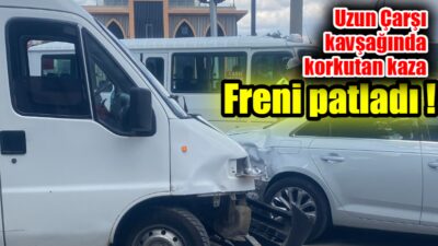 Afyonkarahisar Merkez uzun Çarşı kavşağında trafik kazası meydana geldi.