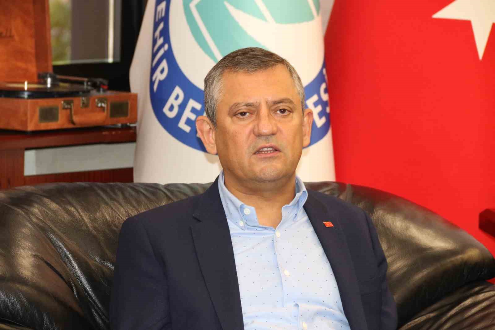 Chp Li̇deri̇ Özel, İsrai̇l Saldırılarına “Katli̇am”, Hani̇yeni̇n Öldürülmesi̇ne İse “Ci̇nayet” Dedi̇