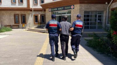 AFYONKARAHİSAR’DA KASTEN YARALAMAM SUÇUNDAN ARANAN BİR ŞAHIS JANDARMANIN TAKİBİ SONRASI