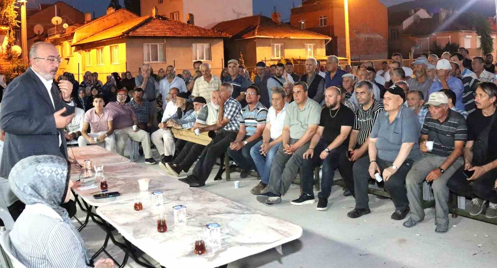 Kütahyada Ak Parti̇ni̇n Mahallede Hasbi̇hal Programına İlgi̇