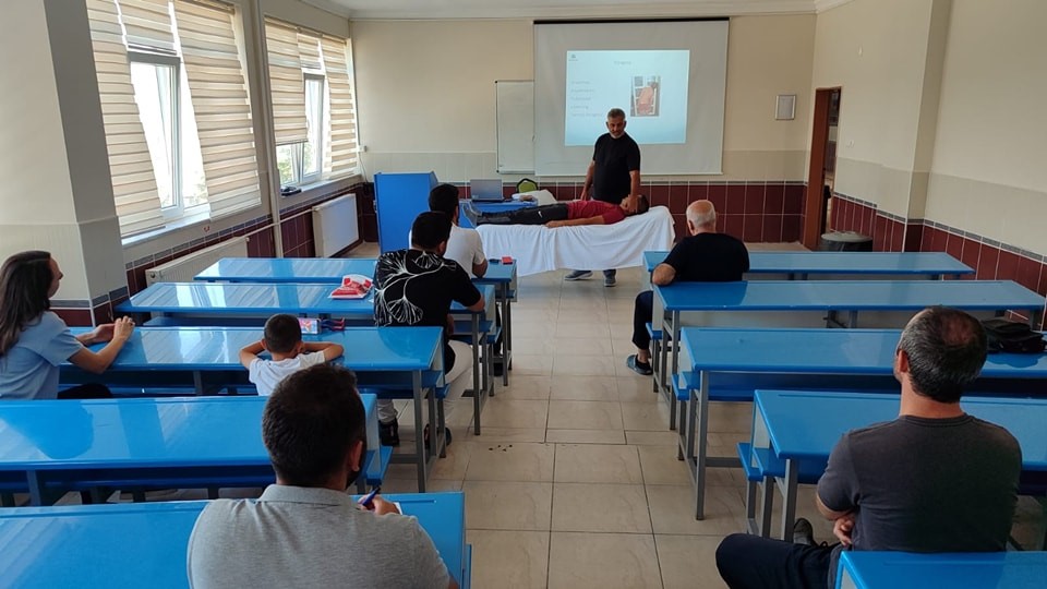 Kütahyada “Lumbar Bölge Tedavi̇si̇” Konulu Workshop Çalışması Yapıldı