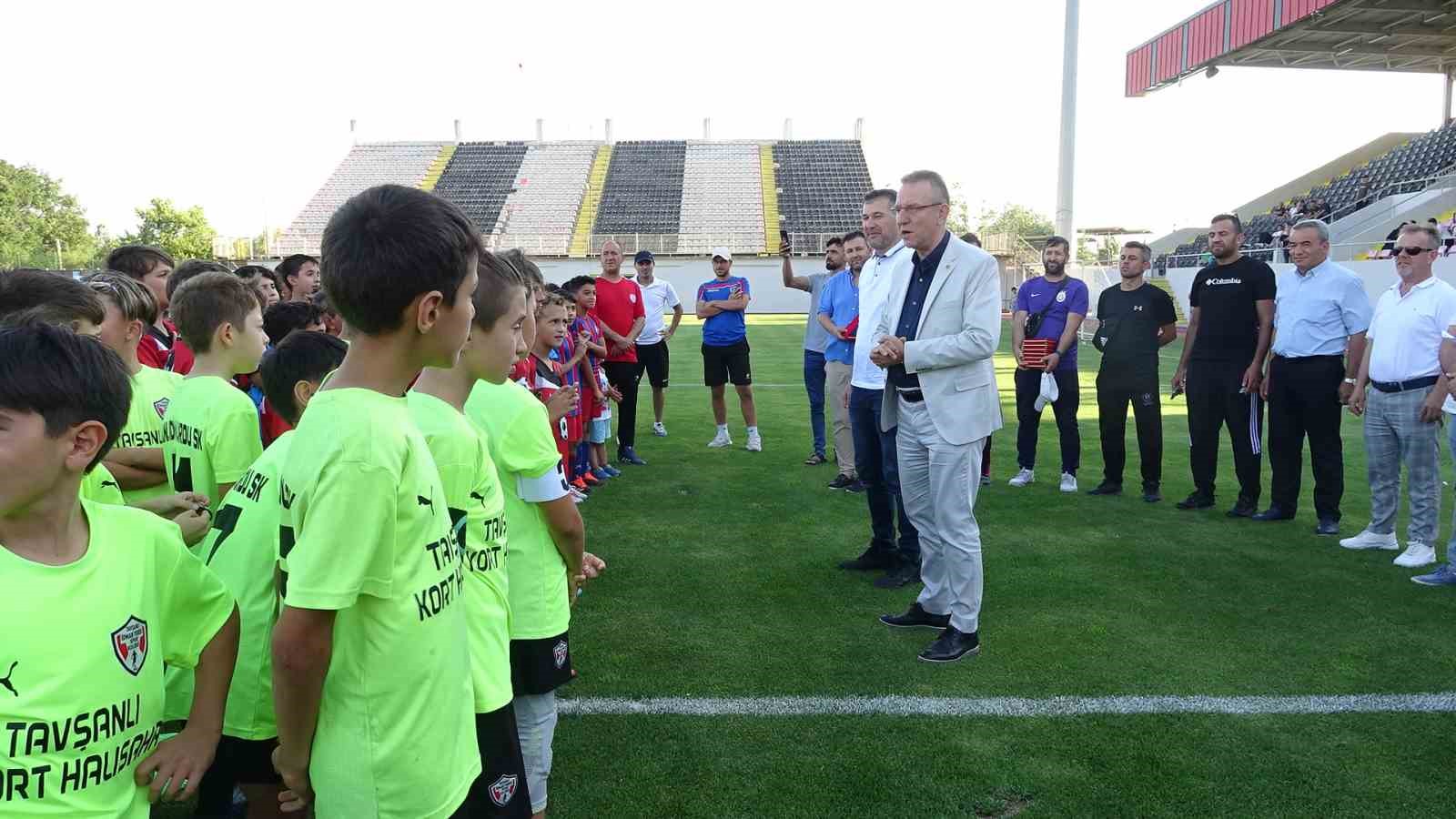 Tavşanlıda 15 Temmuz Futbol Turnuvası Tamamlandı