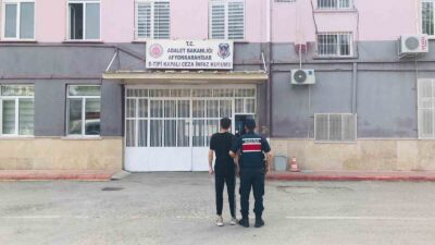 AFYONKARAHİSAR’DA DEVRİYE GEZEN JANDARMA EKİPLERİ UYUŞTURUCU MADDE SATMA SUÇUNDAN 5