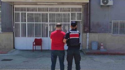 AFYONKARAHİSAR İL JANDARMA KOMUTANLIĞI EKİPLERİ, GERÇEKLEŞTİRDİKLERİ OPERASYONDA UYUŞTURUCU SUÇUNDAN ARANAN