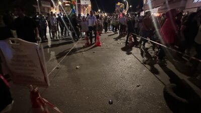 Park Afyon AVM önünde bıçaklı saldırı