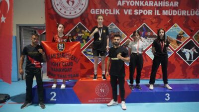 Türkiye'nin dört bir yanından gelen sporcuların kıyasıya mücadele ettiği Muay
