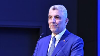 Ticaret Bakanı Ömer Bolat, hükümetin kararlı bir şekilde yürüttüğü ekonomi