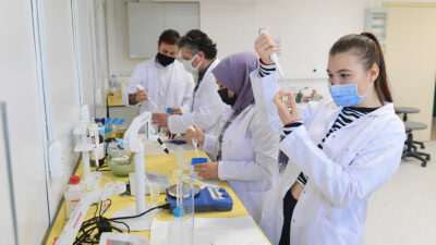TÜİK, geçen yıl merkezi yönetim bütçesinden 98 milyar 737 milyon