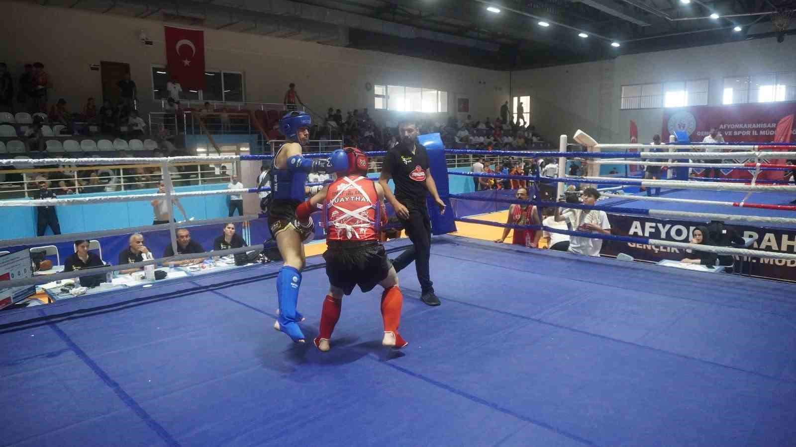 Afyonkarahi̇sarda Muaythai̇ İller Arası Zafer Kupası Başladı