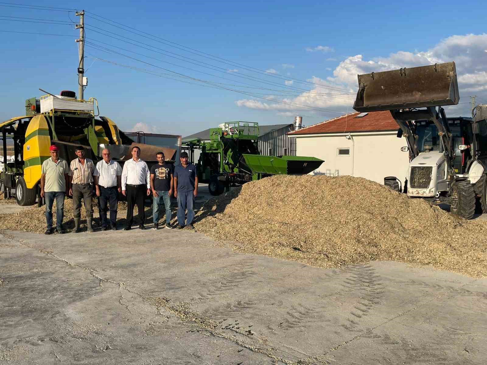 Beyli̇kovada Si̇laj Paketleme Sezonu Başladı