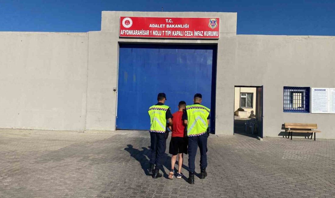AFYONKARAHİSAR’DA KASTEN YARALAMA SUÇUNDAN ARANAN ŞAHIS JANDARMANIN TAKİBİ İLE YAKALANDI.