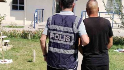 AFYONKARAHİSAR’DA KASTEN YARALAMA SUÇUNDAN ARANAN ŞAHSI POLİS YAKALADI.
