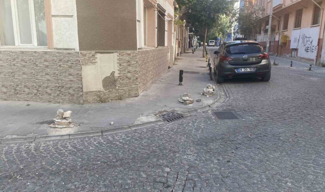 ESKİŞEHİR'DE SORUMSUZ SÜRÜCÜLERİN DUBALARI