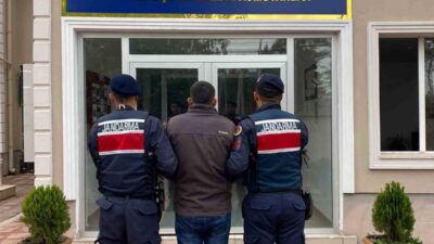 AFYONKARAHİSAR’DA 3 YIL HAPİS CEZASIYLA ARANAN BİR ŞAHIS JANDARMA TARAFINDAN