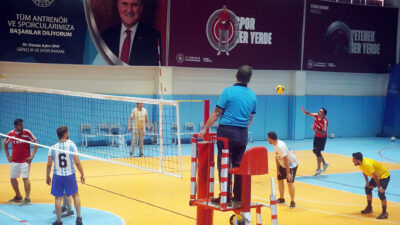 Afyonkarahisar’da, Gençlik ve Spor Bakanlığı tarafından düzenlenen Kamu Spor Oyunları’nın