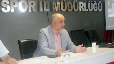 Türkiye genelinde eş zamanlı olarak Gençlik ve Spor Bakanı Osman