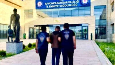 AFYONKARAHİSAR’DA KAMPÇILARIN ŞARJ ETMEK İÇİN PRİZE TAKTIKLARI TELEFONLARI ÇALAN ŞAHIS
