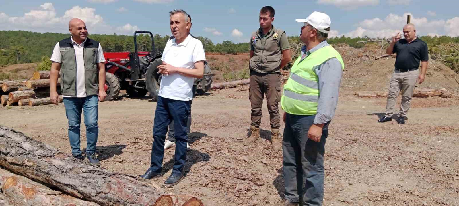 “Müdür Erdal Dingil: “Orman yangınlarına karşı daha duyarlı olmalıyız”