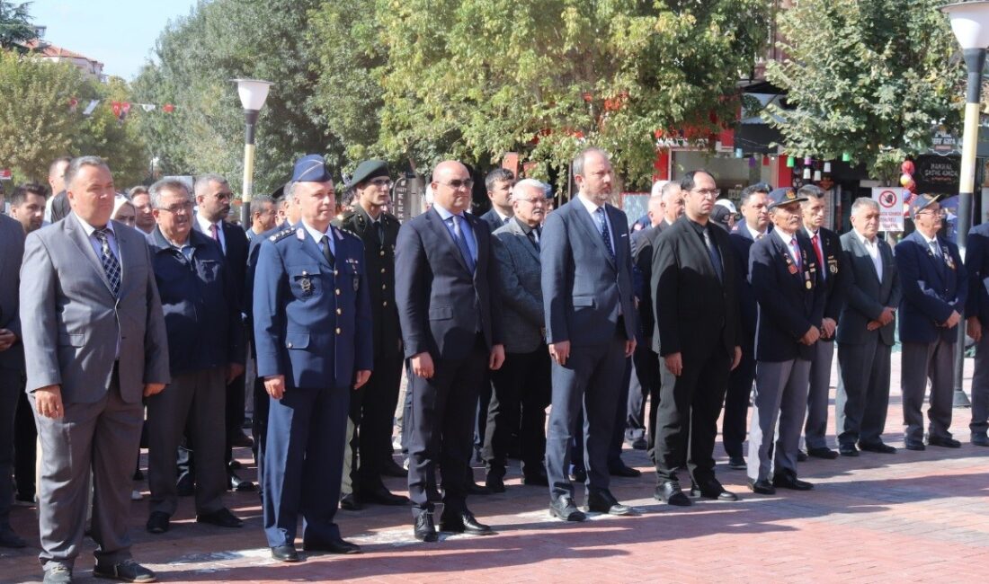 TAVŞANLI'DA GAZİLER GÜNÜ TÖRENLE