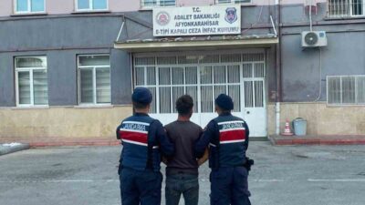 AFYONKARAHİSAR’DA 14 YIL HAPİS CEZASIYLA ARANAN ŞAHIS JANDARMANIN BAŞARILI TAKİBİ