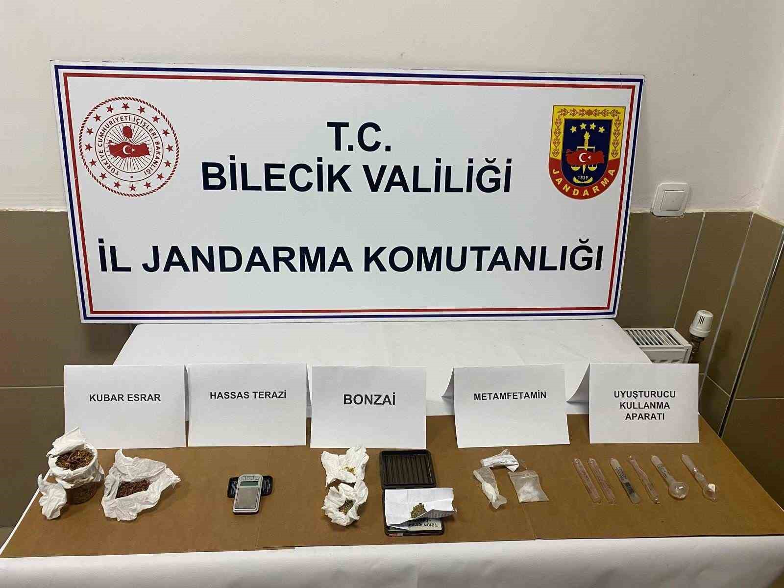 Bilecik’te düzenlenen uyuşturucu operasyonunda 5 kişi yakalandı