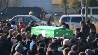 AFYONKARAHİSAR’DA GEÇTİĞİMİZ YIL BOŞANMAK ÜZERE OLDUĞU KARISI İLE AİLESİNDEN 3