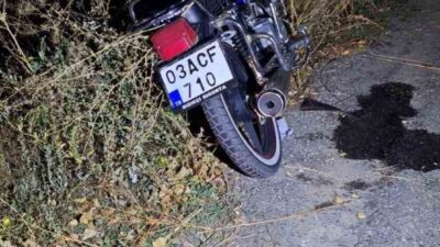 AFYONKARAHİSAR'IN ŞUHUT İLÇESİNDE MOTOSİKLET İLE ELEKTRİKLİ BİSİKLETİN ÇARPIŞMASI SONUCU MEYDANA