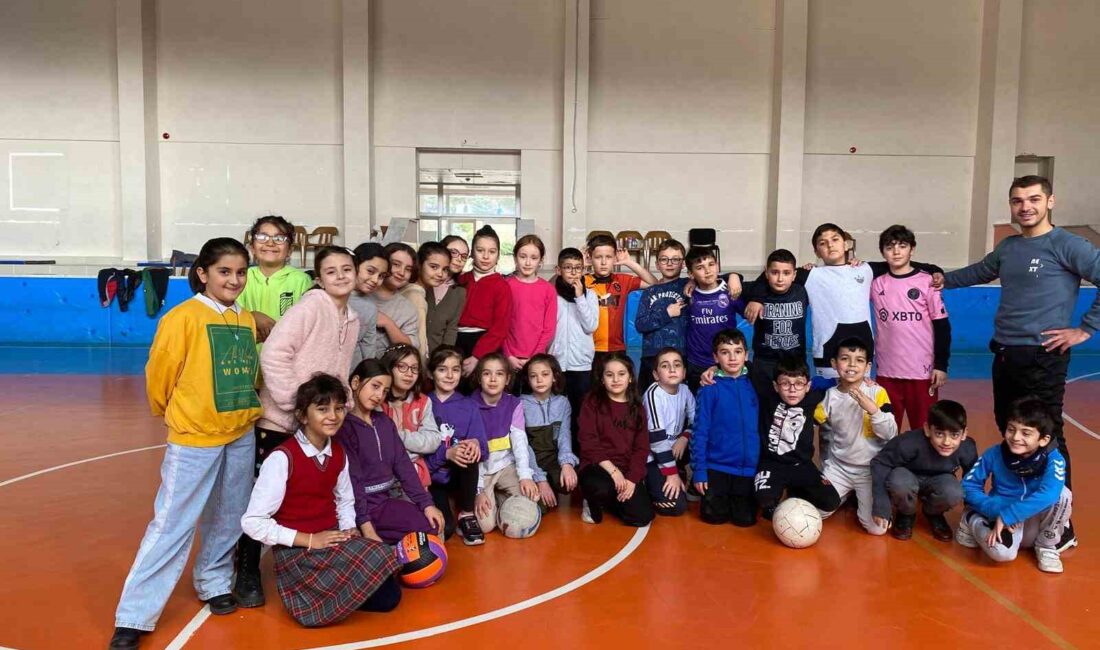 GEDİZ’DE OKULLARDA SPOR TANITIMI