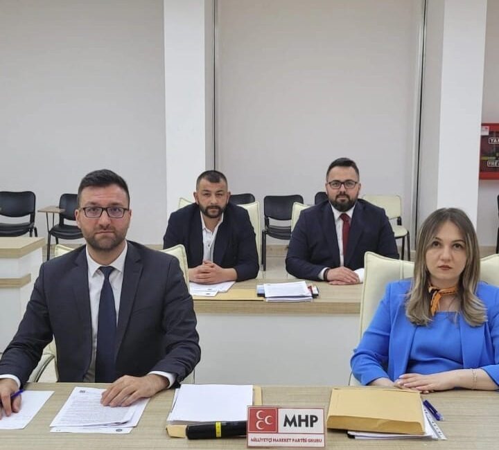 MHP'DEN ŞEHİT ÖĞRETMEN HAYATİ