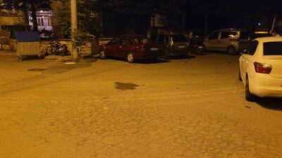 AFYONKARAHİSAR'DA OTOMOBİLLE ÇARPIŞAN MOTOSİKLET SÜRÜCÜSÜ KALDIRILDIĞI HASTANEDE HAYATINI KAYBETTİ.