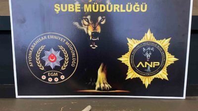 AFYONKARAHİSAR’DA POLİS TARAFINDAN GERÇEKLEŞTİRİLEN UYUŞTURUCU OPERASYONUNDA GÖZALTINA ALINAN 9 KİŞİDEN