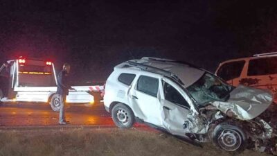 AFYONKARAHİSAR’DA 2 OTOMOBİLİN ÇARPIŞMASI SONUCU MEYDANA GELEN TRAFİK KAZASINDA SÜRÜCÜLER