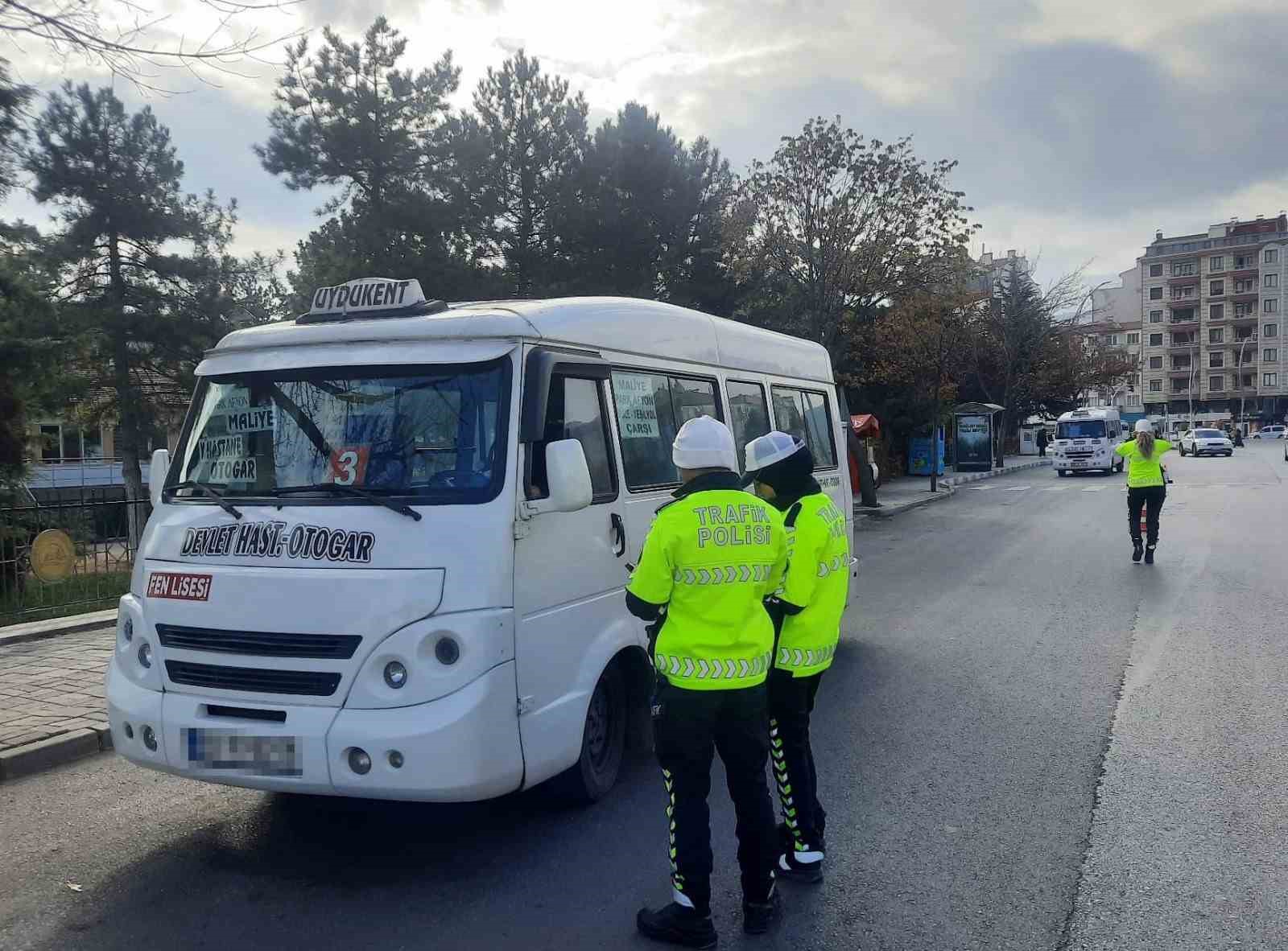 AFYONKARAHİSAR’DA POLİS TARAFINDAN 2024 YILI İÇERİSİNDE TOPLU TAŞIMADA FAALİYET GÖSTEREN