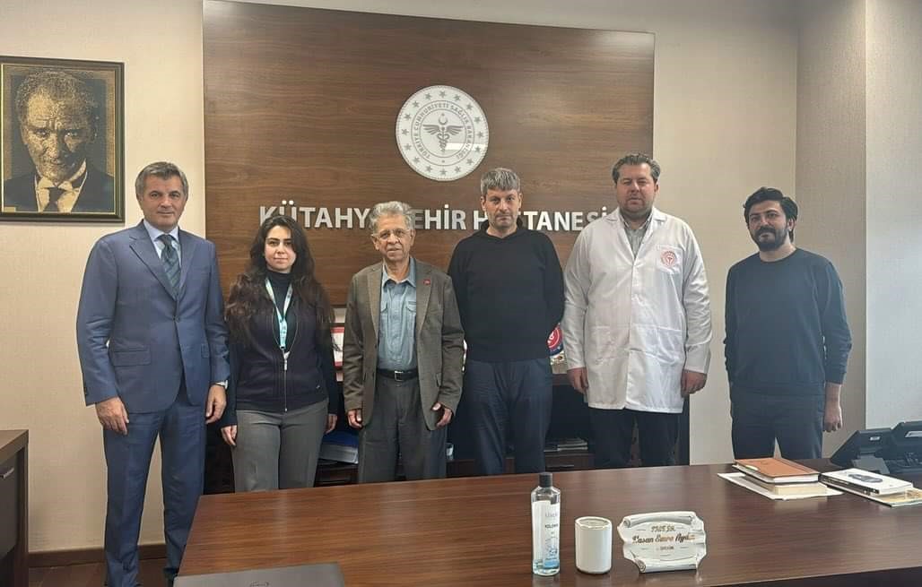 ABD’li profesör Kütahya Şehir Hastanesi’ne hayran kaldı