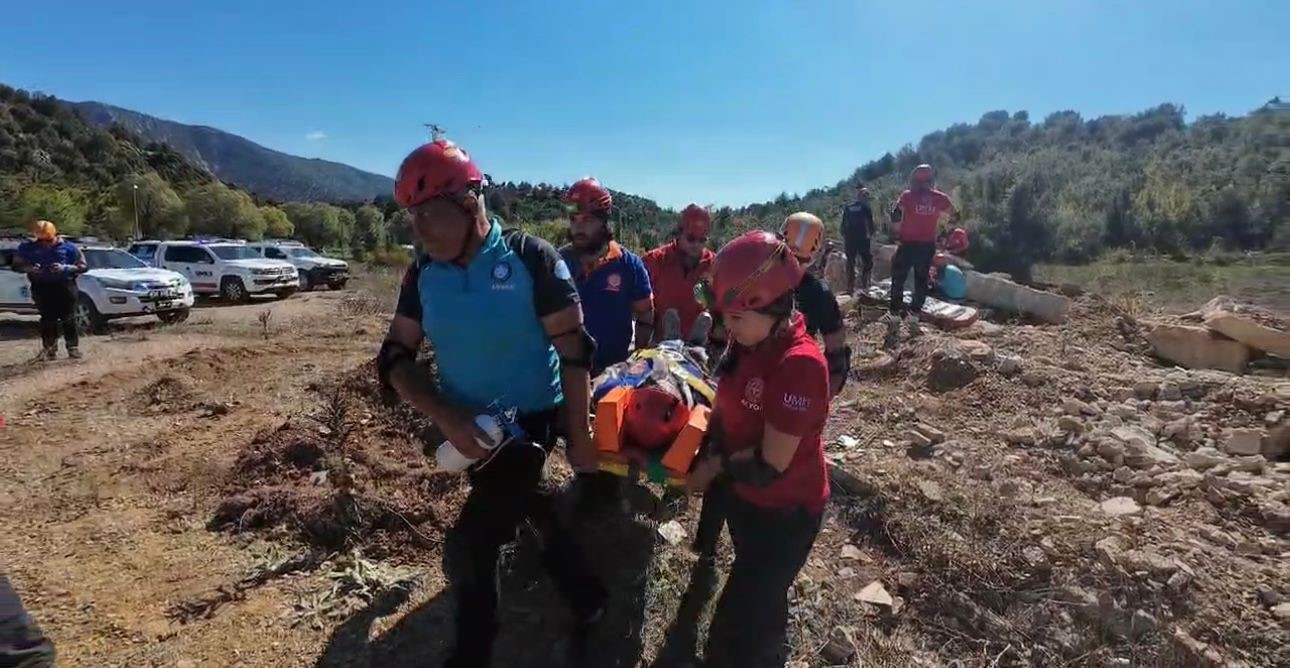 Çocuğun “annemi götürün” feryadı tatbikata damga vurdu