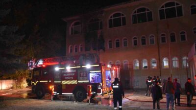 AFYONKARAHİSAR’DA DÜN GECE SAATLERİNDE 54 ÖĞRENCİNİN ÖLÜMDEN DÖNDÜĞÜ KURAN KURSU