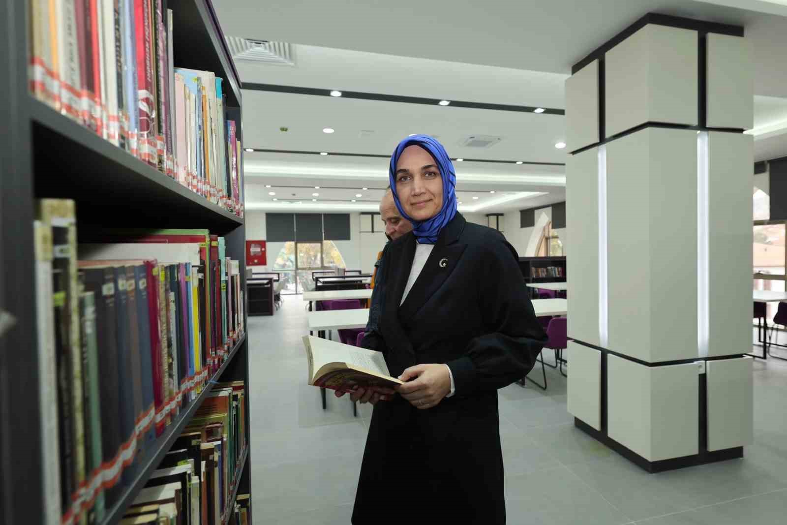 AFYONKARAHİSAR’DA YENİ BİNASINDA HİZMET VERMEYE BAŞLAYAN GEDİK AHMET PAŞA İL