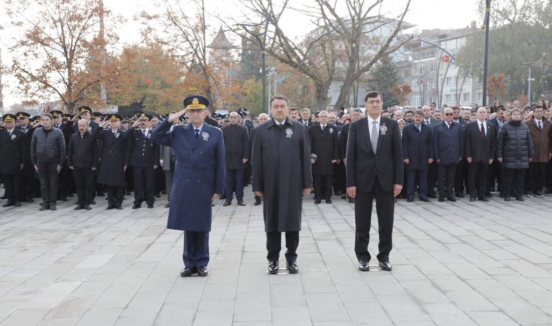 KÜTAHYA'DA 10 KASIM ATATÜRK’Ü